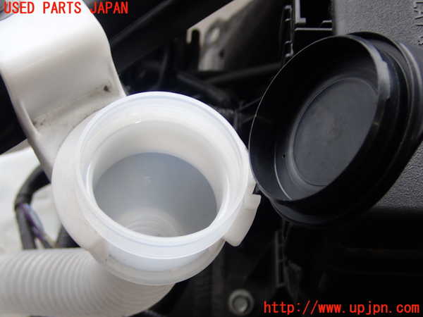 2UPJ-28246791]レクサス・NX200t(AGZ10)ウォッシャータンク1 中古_m0004.jpg