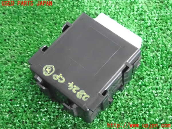2UPJ-28246153]レクサス・NX200t(AGZ10)コンピューター8 中古 85940-42030_m0002.jpg