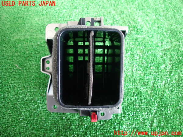 2UPJ-28247528]レクサス・NX200t(AGZ10)エアコン吹き出し口3 (左) 中古_m0002.jpg