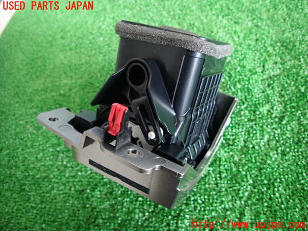 2UPJ-28247528]レクサス・NX200t(AGZ10)エアコン吹き出し口3 (左) 中古_m0004.jpg