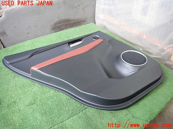 2UPJ-28241324]レクサス・NX200t(AGZ10)左後ドア内張り 中古_m0002.jpg