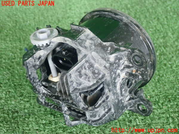 2UPJ-28251182]エスクード(YEH1S)左フォグ 中古_m0002.jpg