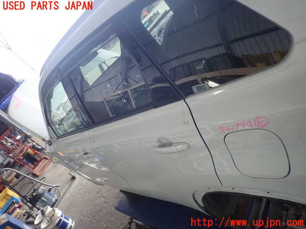 2UPJ-28251320]エスクード(YEH1S)左後ドア (43R-011401) 中古_m0002.jpg