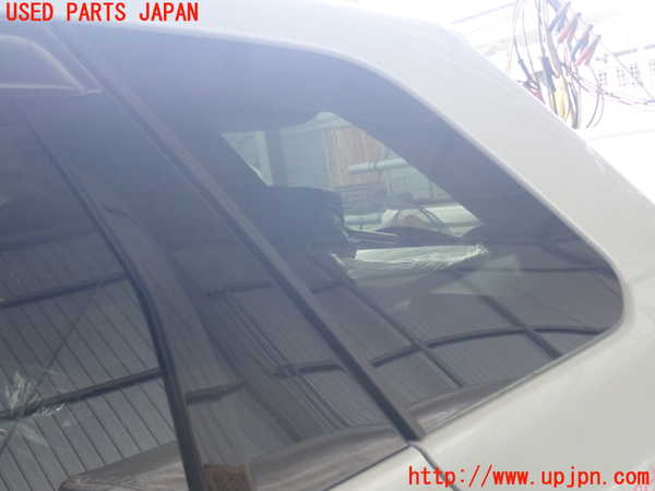 2UPJ-28251382]エスクード(YEH1S)左クォーターガラス (43R-011401) 中古_m0001.jpg