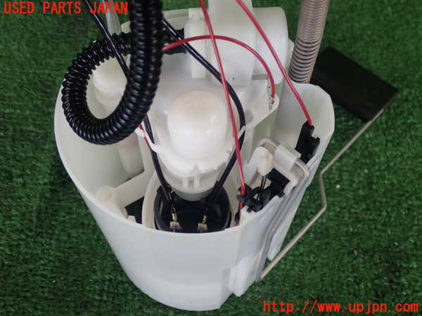 2UPJ-28252510]エスクード(YEH1S)燃料ポンプ 中古_m0003.jpg