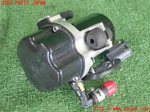 2UPJ-28252580]エスクード(YEH1S)バキュームポンプ 中古_m0002.jpg