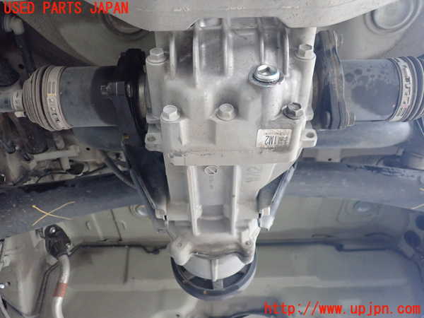 2UPJ-28254355]エスクード(YEH1S)リアデフ 中古_m0003.jpg