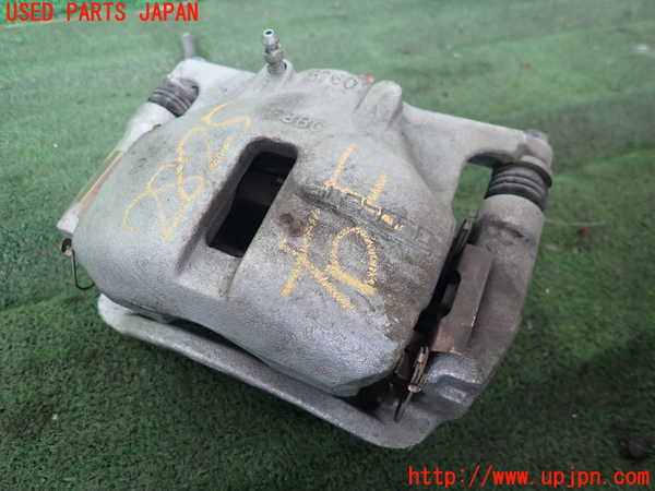 2UPJ-28254080]エスクード(YEH1S)右フロントキャリパー 中古_m0001.jpg