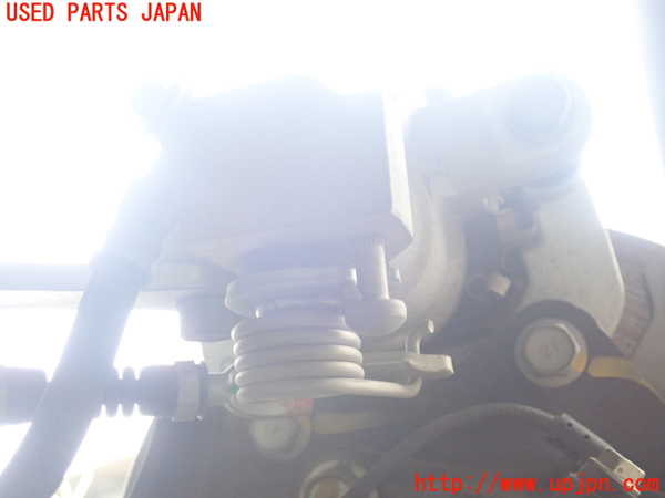 2UPJ-28254090]エスクード(YEH1S)右リアキャリパー 中古_m0002.jpg