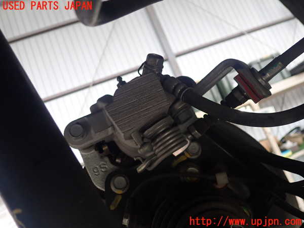 2UPJ-28254095]エスクード(YEH1S)左リアキャリパー 中古_m0002.jpg