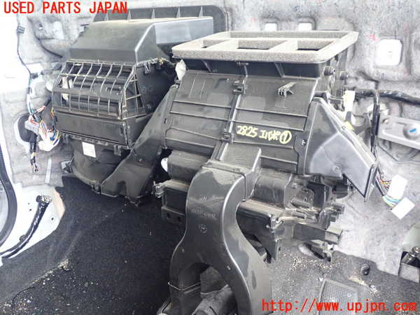 2UPJ-28256081]エスクード(YEH1S)エバポレーター1 中古_m0001.jpg