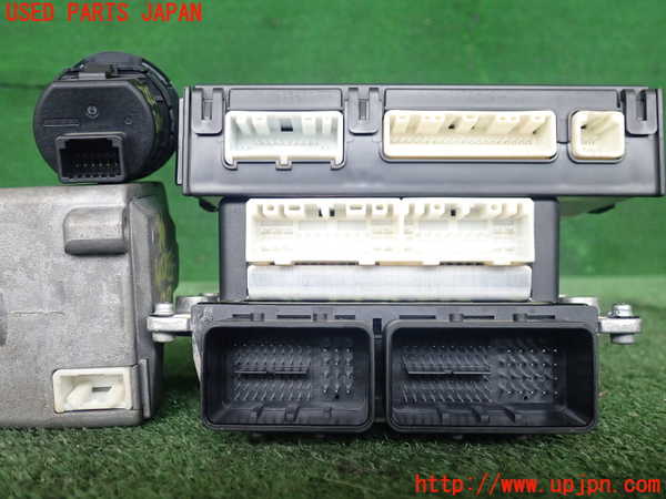 2UPJ-28256110]エスクード(YEH1S)エンジンコンピューター 中古_m0004.jpg