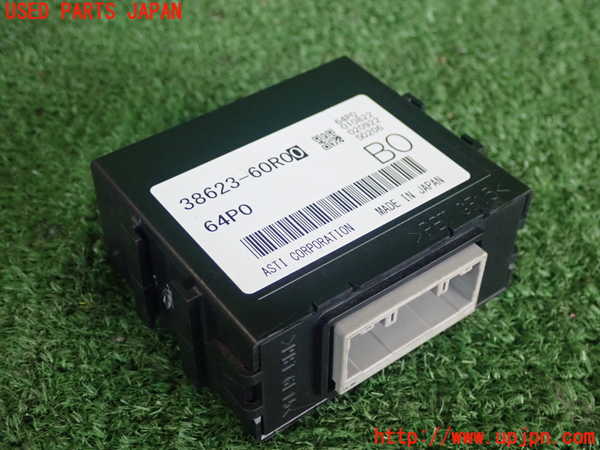 2UPJ-28256146]エスクード(YEH1S)コンピューター1 (38623-60R00) 中古_m0001.jpg