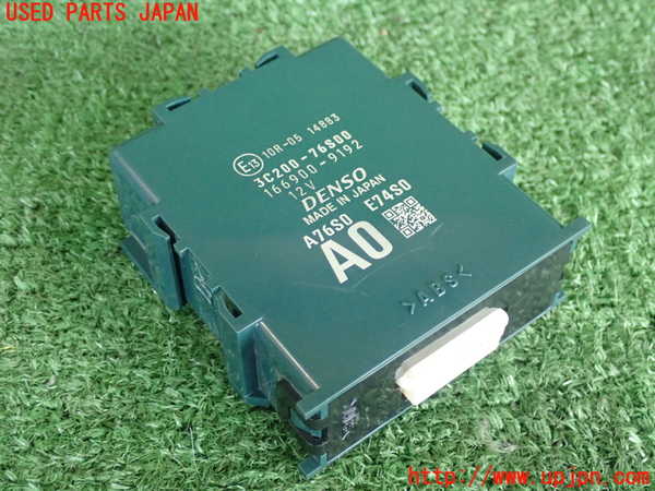 2UPJ-28256148]エスクード(YEH1S)コンピューター3 中古_m0001.jpg