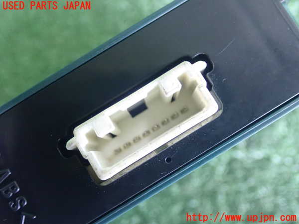 2UPJ-28256148]エスクード(YEH1S)コンピューター3 中古_m0004.jpg