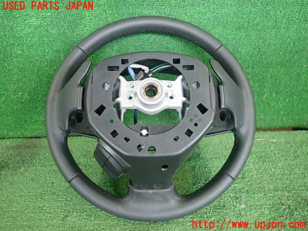 2UPJ-28257855]エスクード(YEH1S)ステアリングホイール 中古_m0003.jpg