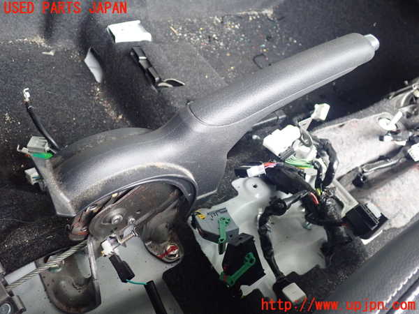 2UPJ-28257550]エスクード(YEH1S)サイドブレーキレバー 中古_m0002.jpg
