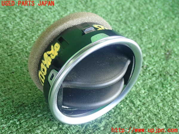 2UPJ-28257526]エスクード(YEH1S)エアコン吹き出し口1 (右) 中古_m0002.jpg