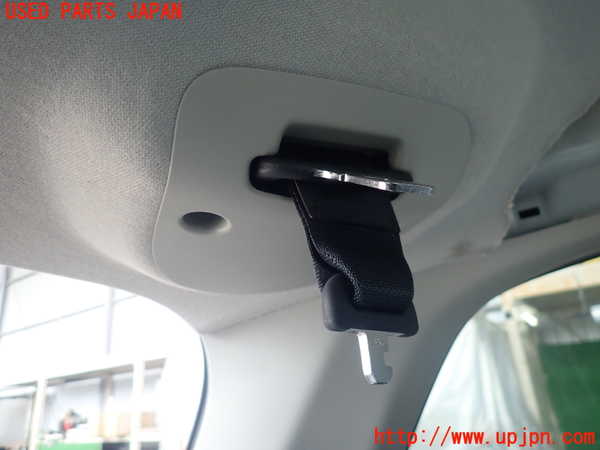 2UPJ-28257135]エスクード(YEH1S)真中2列目シートベルト 中古_m0001.jpg