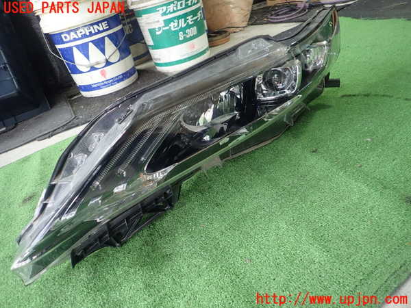 1UPJ-28261132]ハリアー(ZSU65W)左ヘッドライト LED 【ジャンク】_m0001.jpg