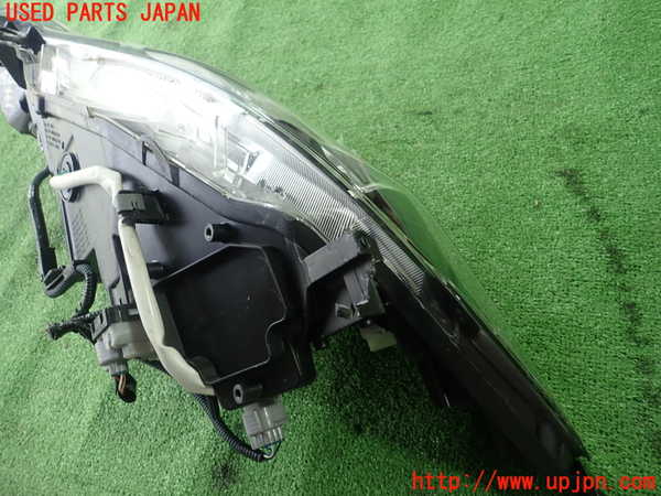 1UPJ-28261132]ハリアー(ZSU65W)左ヘッドライト LED 【ジャンク】_m0003.jpg