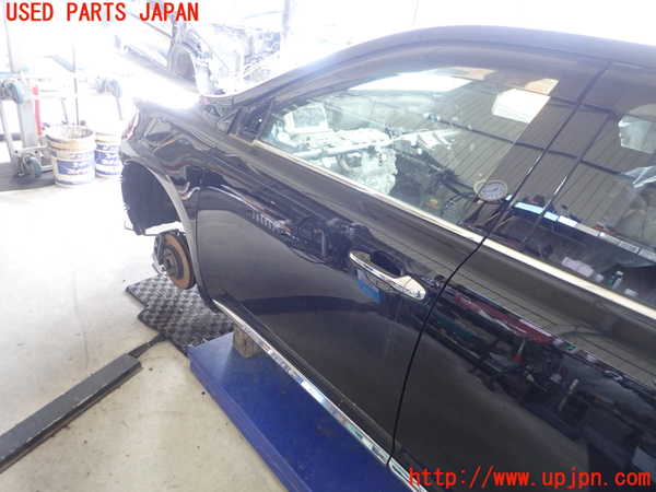 1UPJ-28261260]ハリアー(ZSU65W)左前ドア AGC M2H5 中古_m0001.jpg