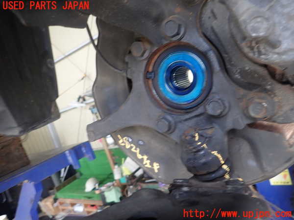 1UPJ-28264295]ハリアー(ZSU65W)左フロントナックルハブ 中古_m0001.jpg