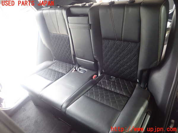 5UPJ-28267385]ハリアー(ZSU65W)リアシート 中古_m0001.jpg
