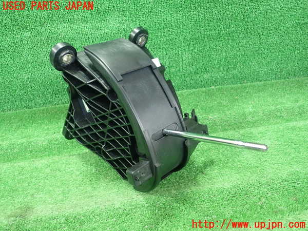 1UPJ-28267555]ハリアー(ZSU65W)ATシフトレバー 中古_m0002.jpg