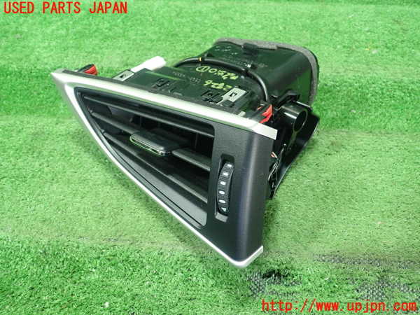 1UPJ-28267526]ハリアー(ZSU65W)エアコン吹き出し口1 (右) 中古_m0002.jpg