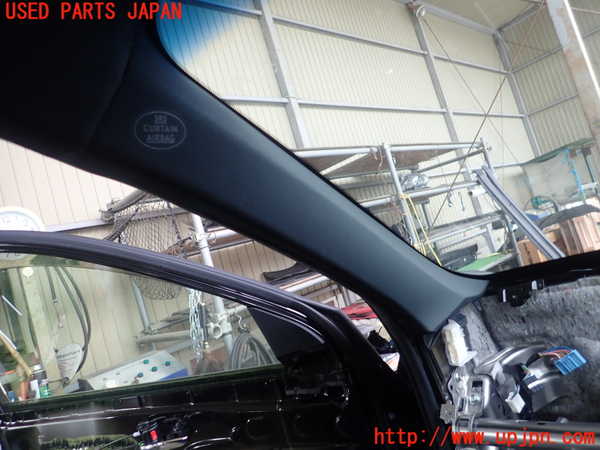 1UPJ-28267660]ハリアー(ZSU65W)左フロントピラートリム 中古_m0001.jpg