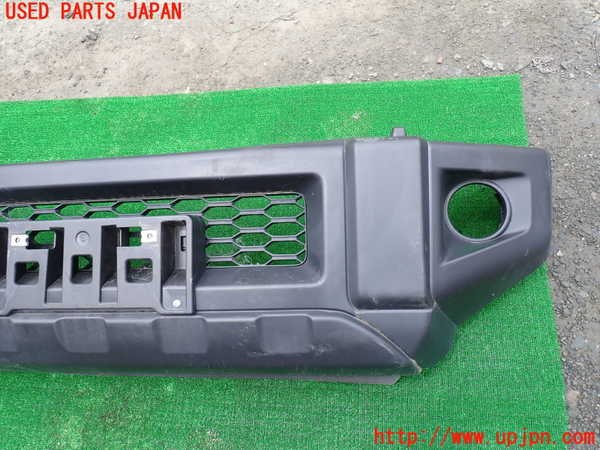 1UPJ-28271010]ジムニー(JB64W)フロントバンパー 中古_m0002.jpg