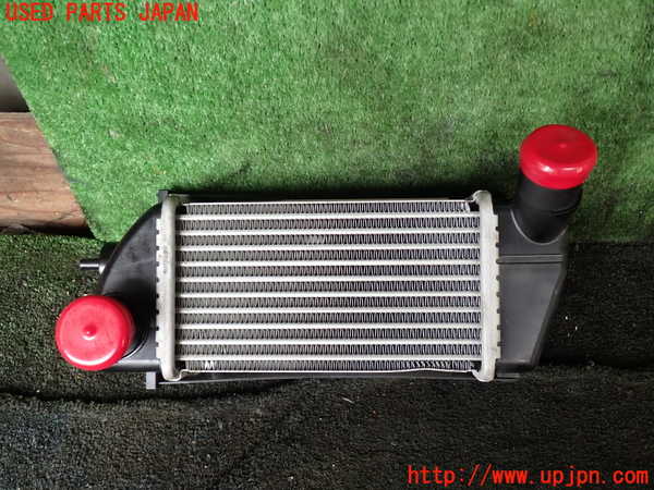 5UPJ-28272451]ジムニー(JB64W)インタークーラー1 中古_m0001.jpg