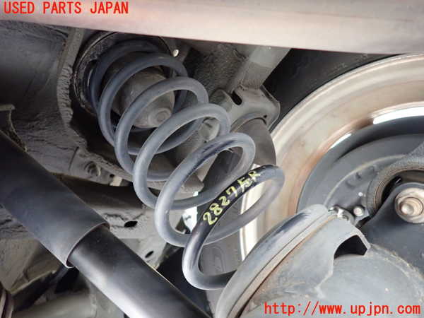 1UPJ-28275105]ジムニー(JB64W)左リアスプリング 中古_m0001.jpg