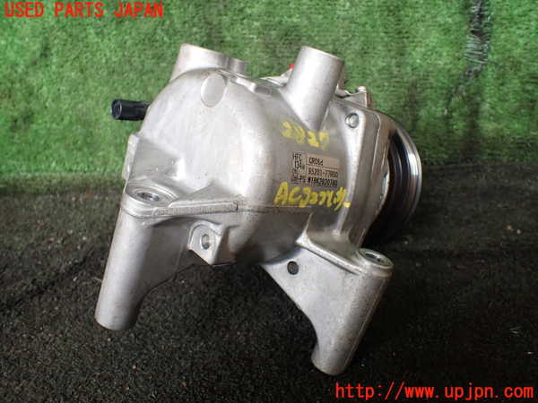1UPJ-28276025]ジムニー(JB64W)エアコンコンプレッサー 中古_m0002.jpg