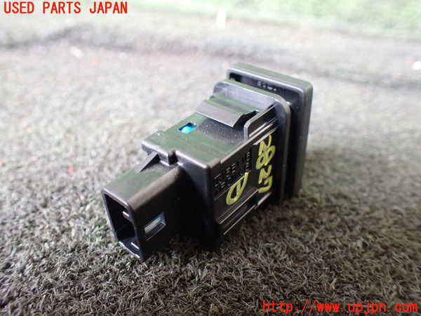 5UPJ-28276306]ジムニー(JB64W)スイッチ1 (プリクラッシュセーフティOFF) 中古_m0002.jpg
