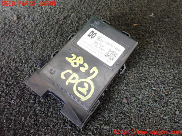 5UPJ-28276147]ジムニー(JB64W)コンピューター2 (33580-79R01) 中古_m0001.jpg