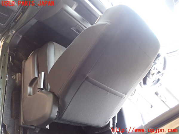 1UPJ-28277065]ジムニー(JB64W)助手席シート 中古_m0005.jpg
