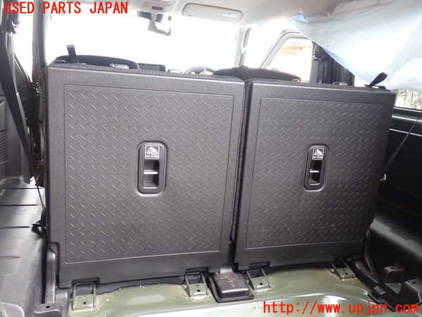 5UPJ-28277385]ジムニー(JB64W)リアシート 中古_m0005.jpg