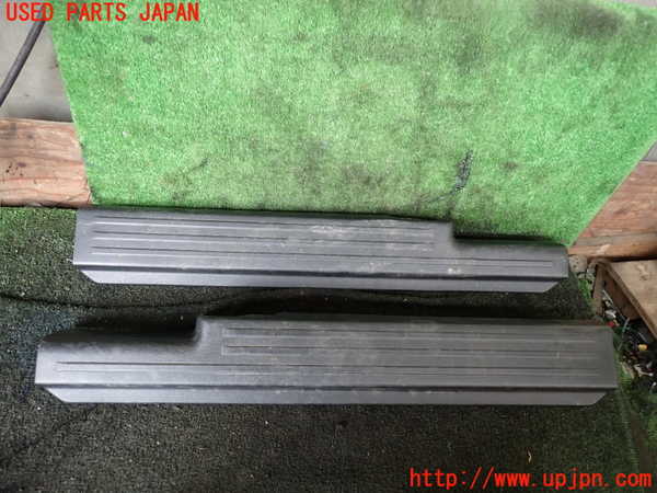 1UPJ-28277740]ジムニー(JB64W)スカッフプレート 中古_m0001.jpg