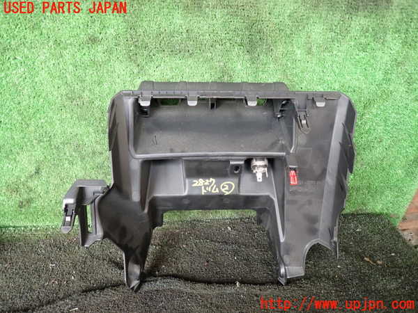 1UPJ-28277692]ジムニー(JB64W)内装トリム類2 中古_m0002.jpg