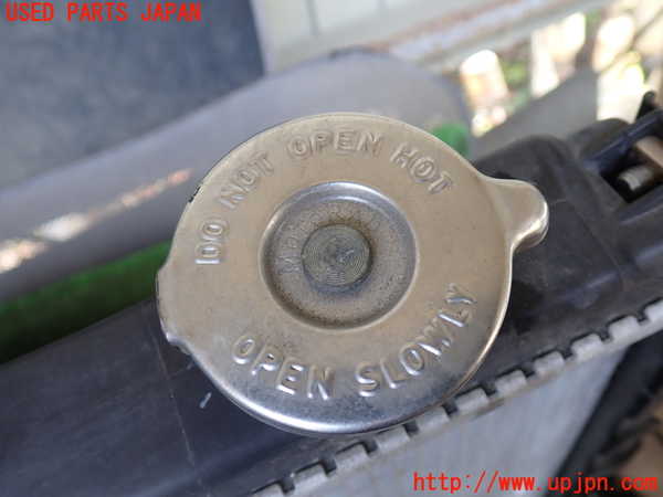 1UPJ-28282321]ジープ・ラングラー(TJ40S)ラジエーター1 中古_m0003.jpg