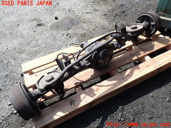 1UPJ-28284400]ジープ・ラングラー(TJ40S)リアデフホーシング 中古_m0001.jpg
