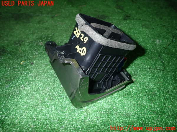 1UPJ-28297526]レクサス・NX300h(AYZ10)エアコン吹き出し口1 (右) 中古_m0002.jpg