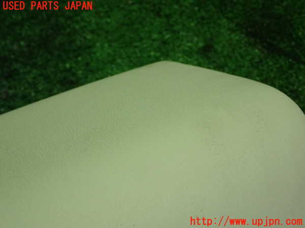 1UPJ-28297130]レクサス・NX300h(AYZ10)真中2列目ヘッドレスト 中古_m0004.jpg