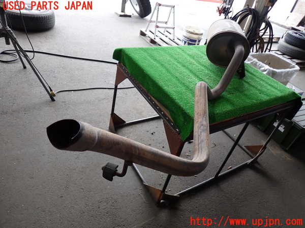 2UPJ-28302671]ハイエースバン200系(TRH200V)リアマフラー1 中古_m0002.jpg