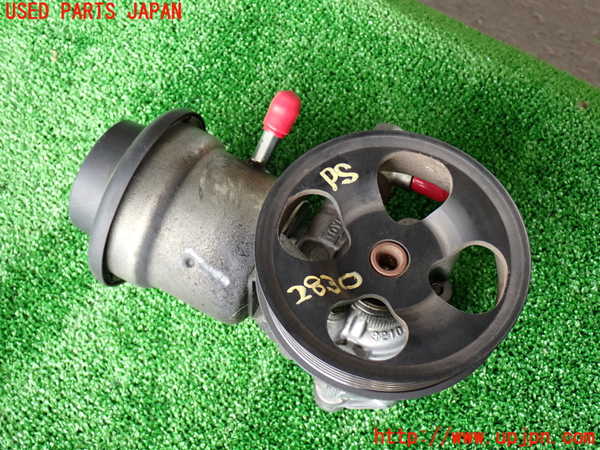 2UPJ-28304250]ハイエースバン200系(TRH200V)パワステポンプ 中古_m0001.jpg