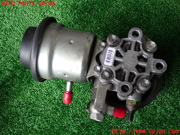 2UPJ-28304250]ハイエースバン200系(TRH200V)パワステポンプ 中古_m0002.jpg