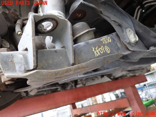 2UPJ-28305176]ハイエースバン200系(TRH200V)右フロントロアアーム1 中古_m0001.jpg