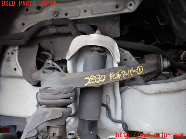 2UPJ-28305126]ハイエースバン200系(TRH200V)右フロントアッパーアーム1 中古_m0001.jpg